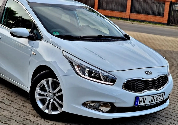 Kia Ceed cena 45800 przebieg: 60000, rok produkcji 2015 z Drawsko Pomorskie małe 781